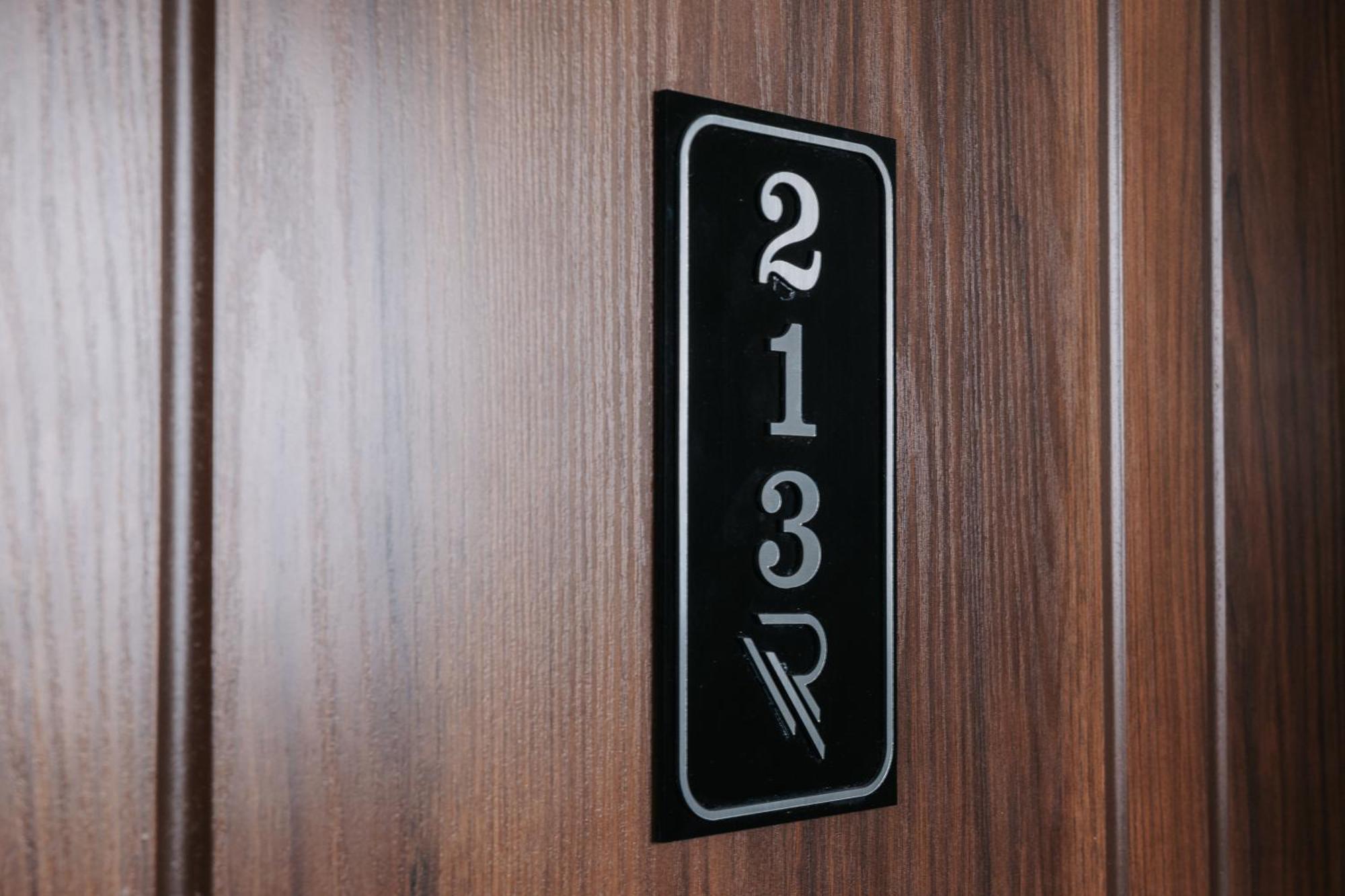 Resident Hotel Tashkent Bagian luar foto