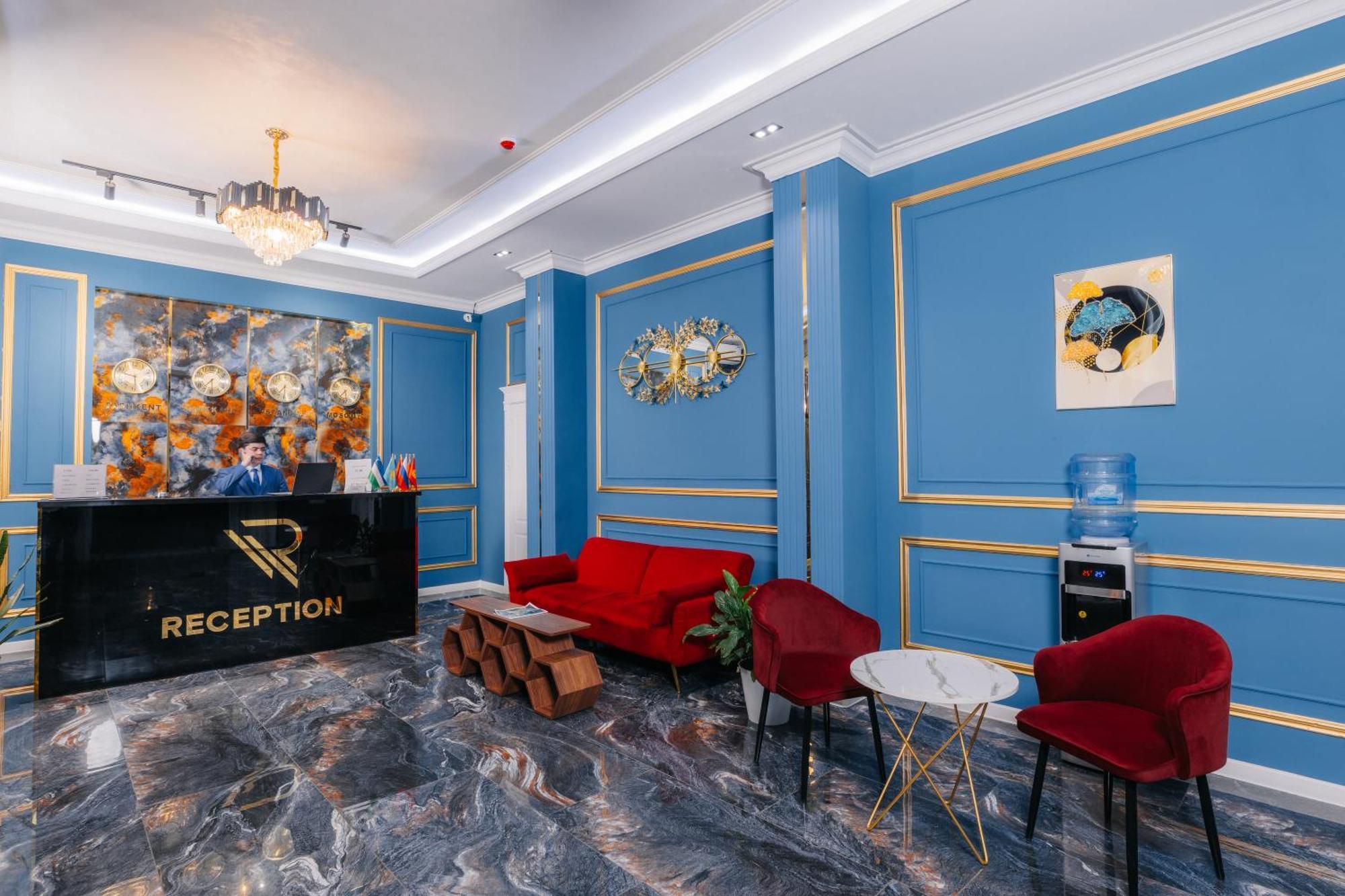 Resident Hotel Tashkent Bagian luar foto